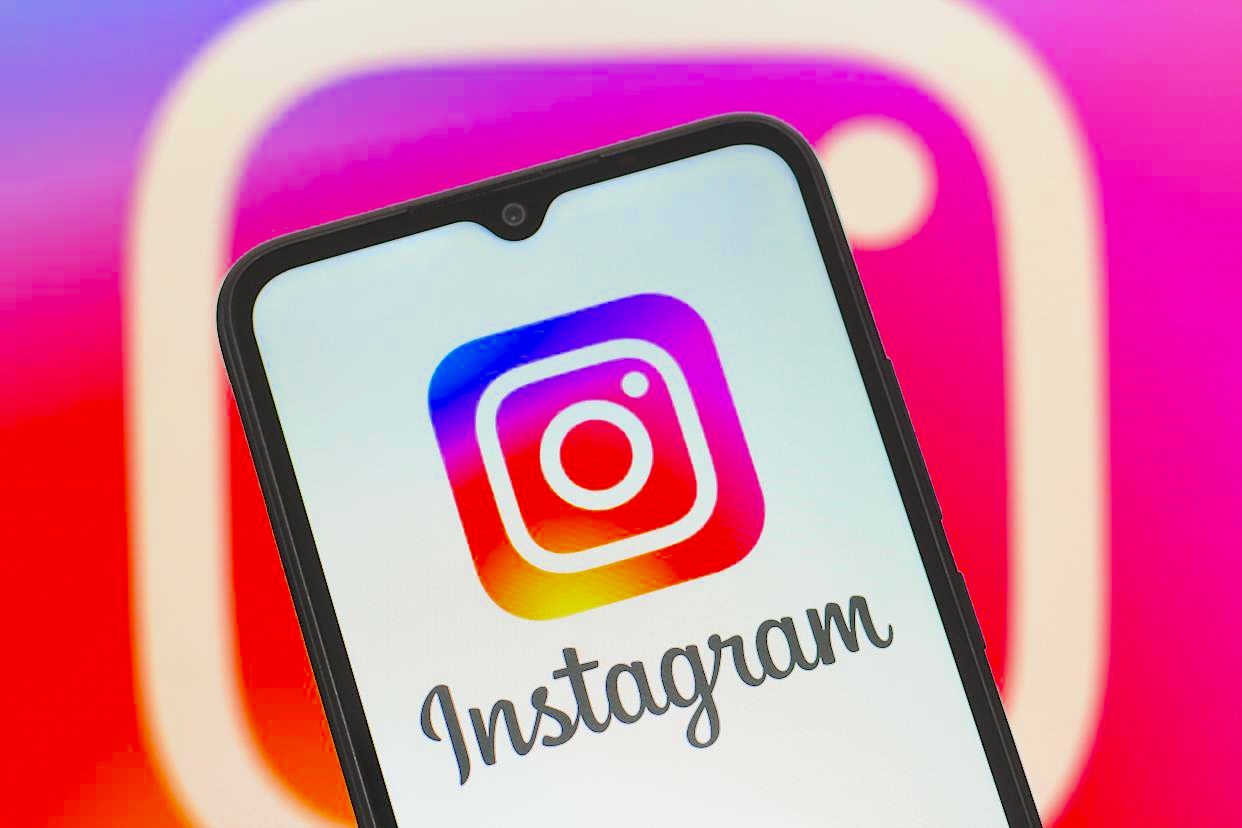 How to Find Out Who Is Behind an Instagram Account